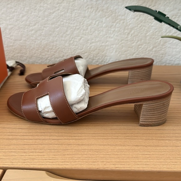 Hermes oasis sandals in Gold size 39 - Picture 5 of 10